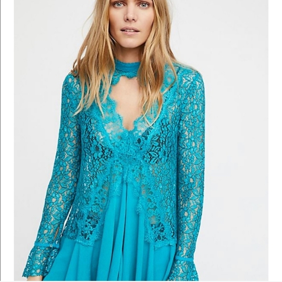 Free People Tops - FP secret origins pieced lace tunic